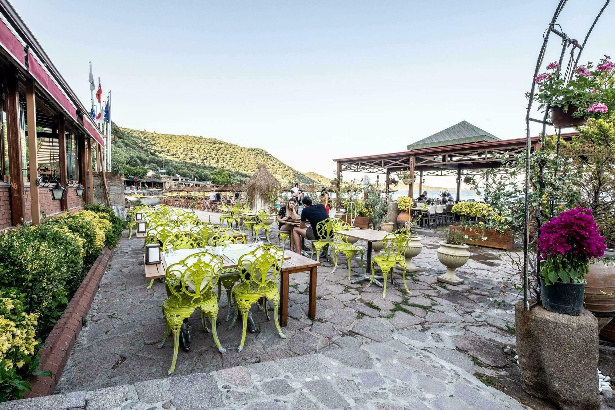 Assos Kervansaray Hotel - Special Category Exterior foto
